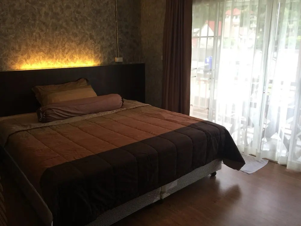 PCR Kata Guesthouse