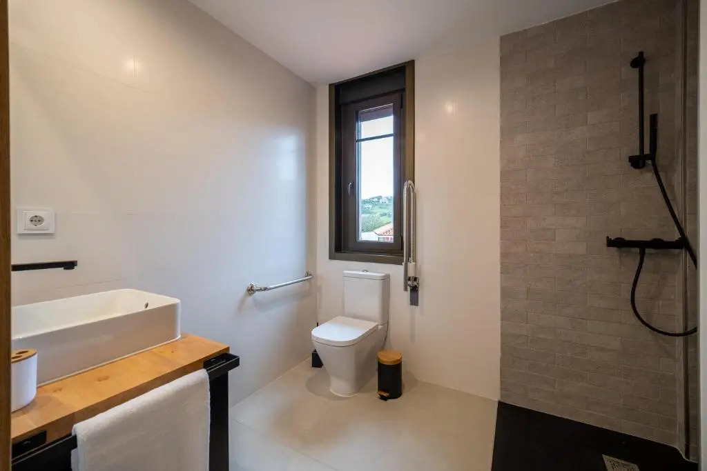 APARTAMENTOS LAS OLAS BY PANTIN