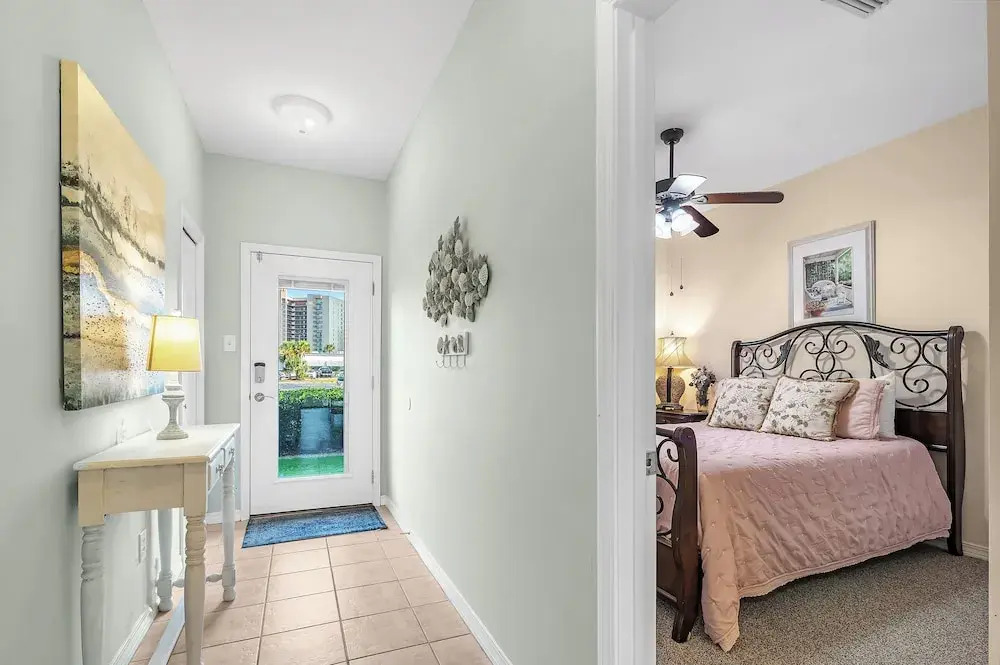 Romar Lakes 104B