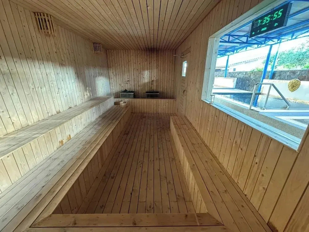 Paradise Resorts & Sauna