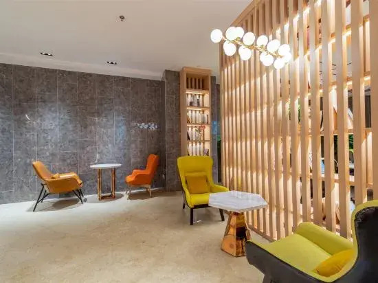 Vienna Zhihao Hotel (Zhongshan Xiaolan High-speed Railway Dongsheng Branch)