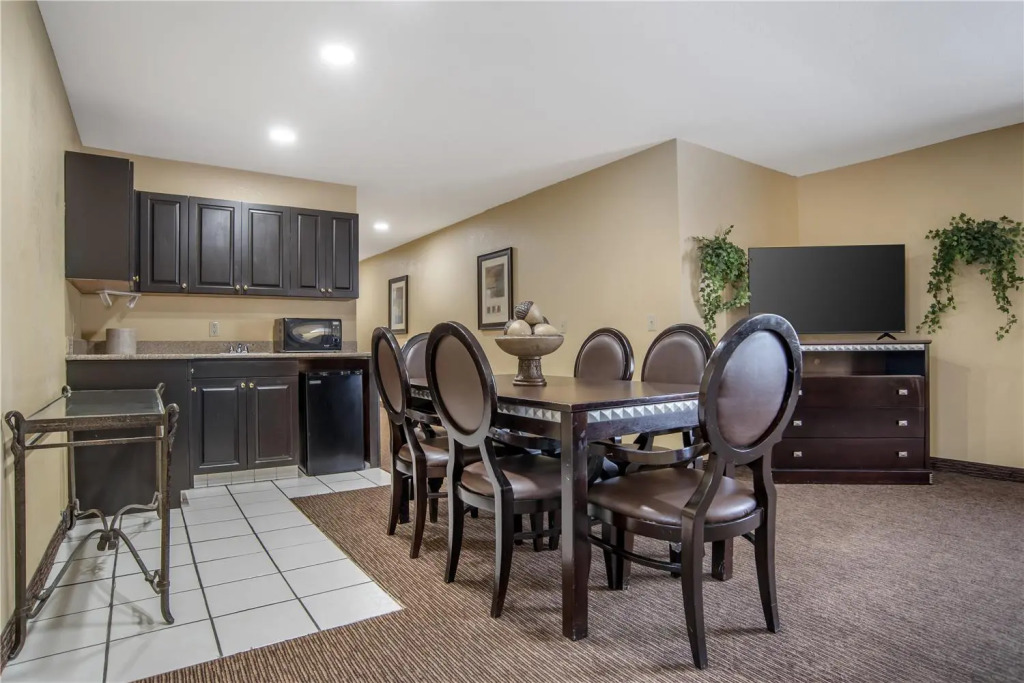 Best Western Plus Bessemer