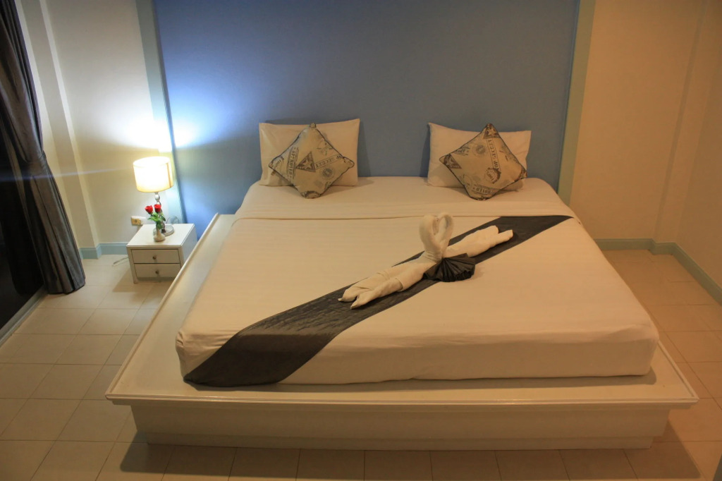 Phuket Racha Kata Homestay