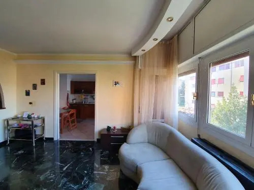 Flat 2 Bedrooms - Genoa