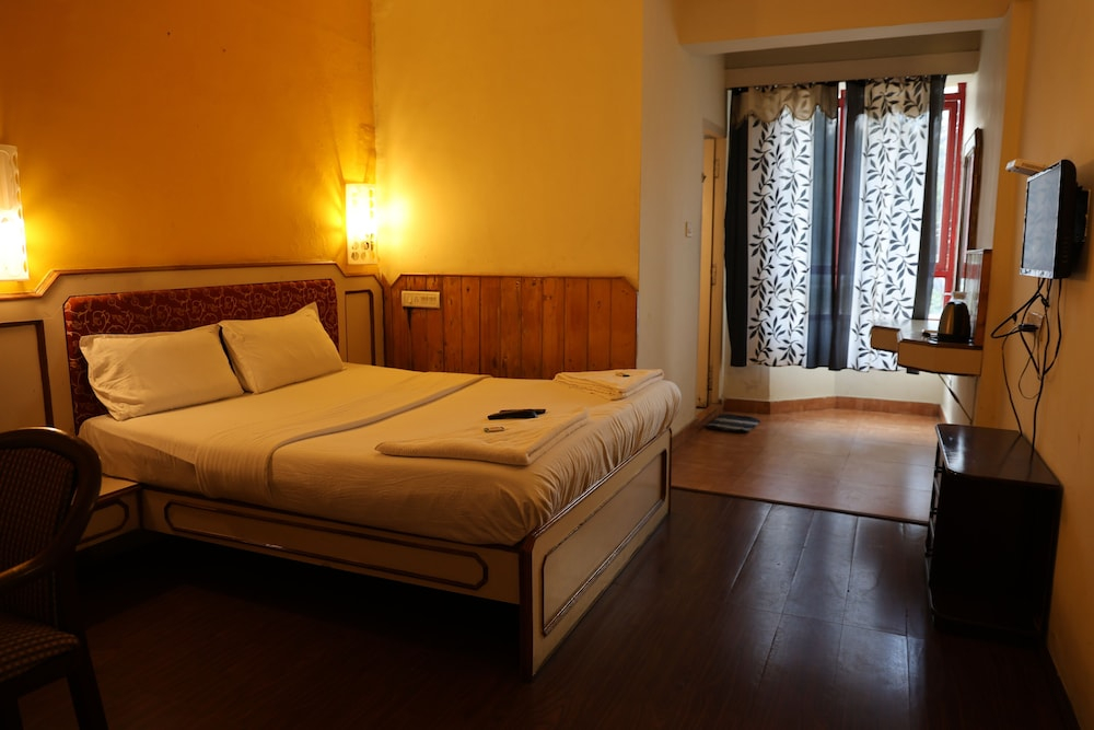 FabHotel JS Heritage
