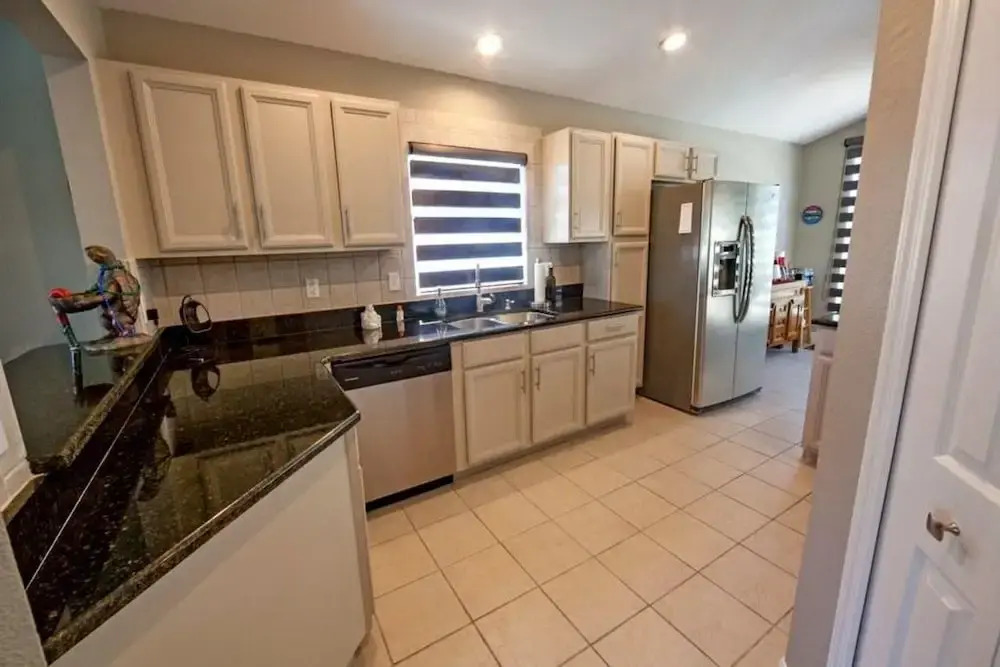 Mallory Paradise Apartment 4 Bedroom