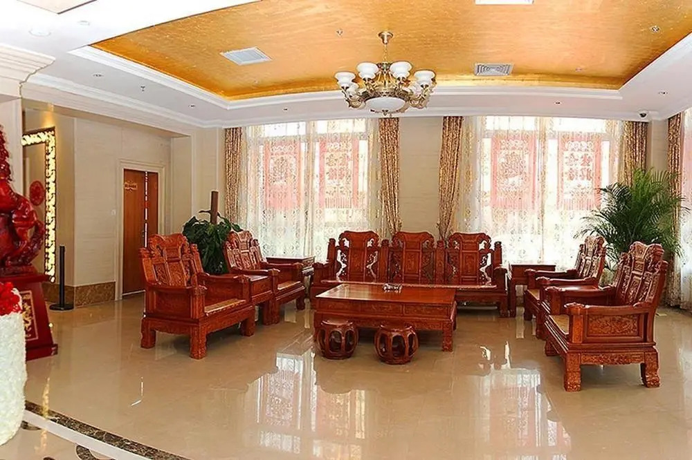 Yashengtai Senior Business Hotel