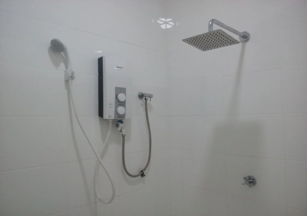 Labu Labi Residence