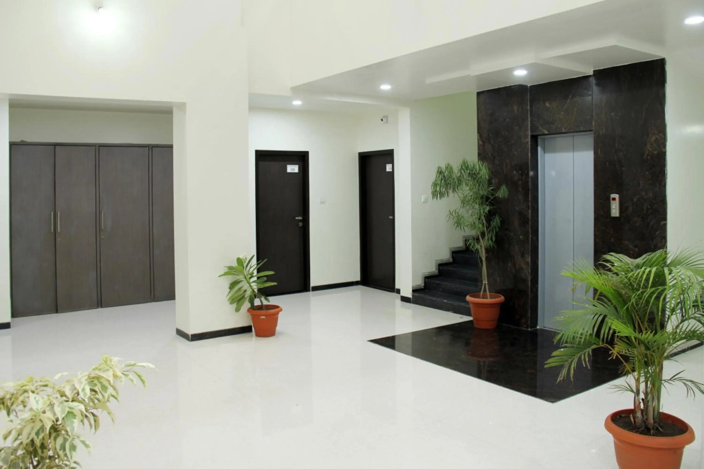 OYO Rooms Railway Station Bazar