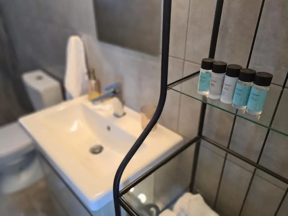 26 CLR - Stay Bellevue Apartment