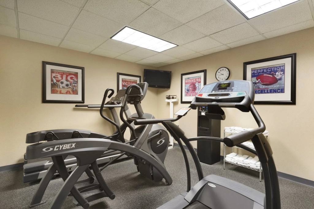 Garner Hotel Evansville East by IHG
