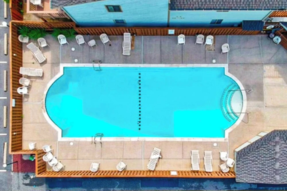 Walk to Beach: Ocean City Condo w/ Private Patio