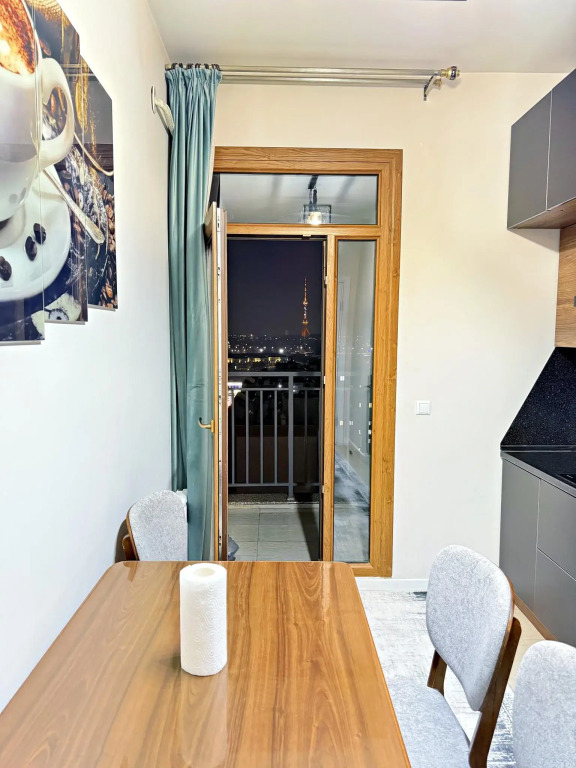 Royal Rentals (Роял Ренталс) на улице Янги Алмазар 11В