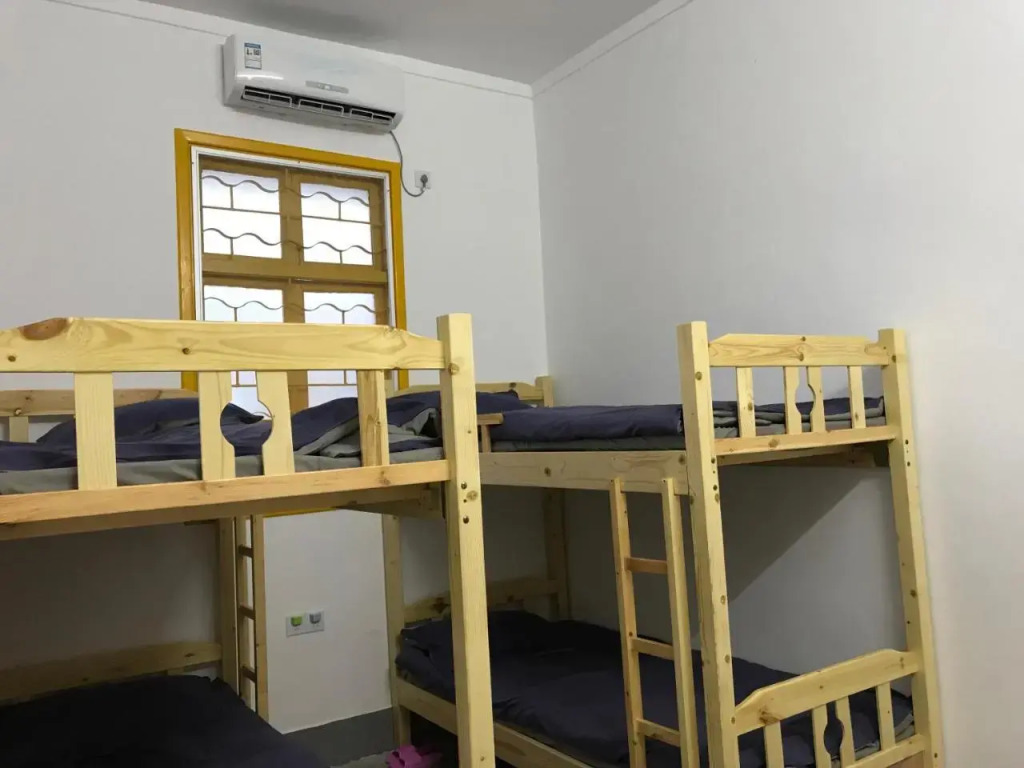No. 6 Cuobian Hostel