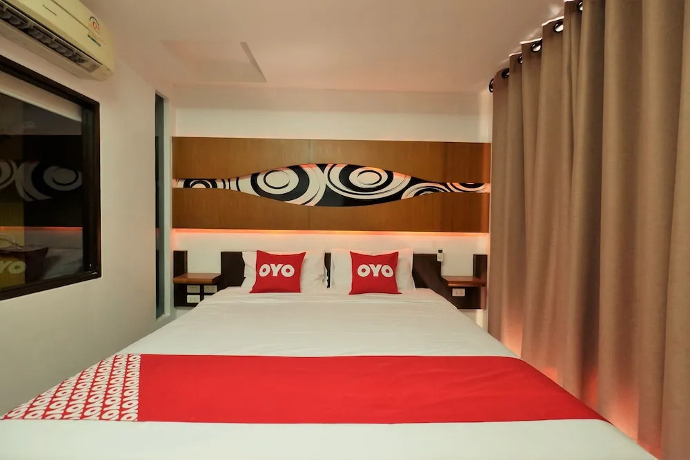 OYO 466 Vibes Patong