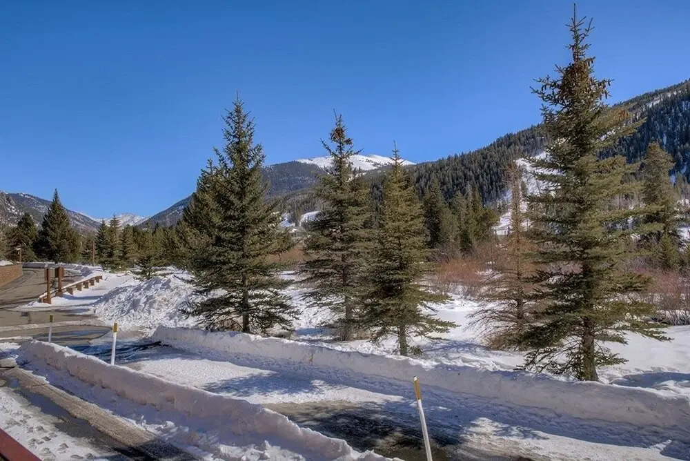 5985 Hidden River Lodge 2 Bedroom Condo by Redawning
