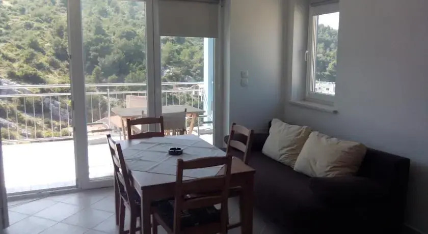 Apartments Bedene