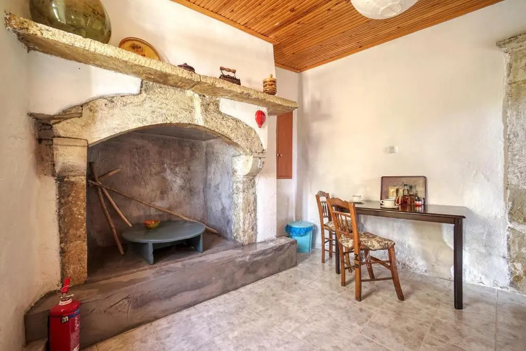 Serenity Courtyard village apartment