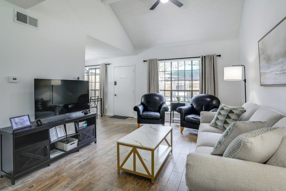 2 Mi to Lsu: Fun-filled Home Base in Baton Rouge!