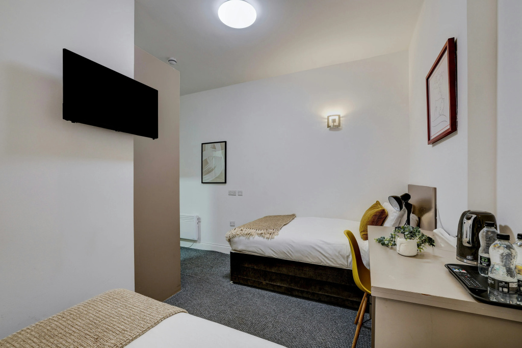 Belvilla Ilford Station Hotel, 4 min from Elizabeth line