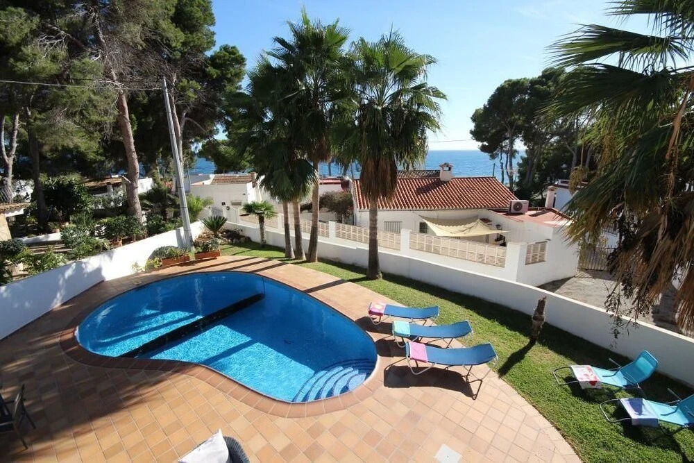 Villa Pacifico