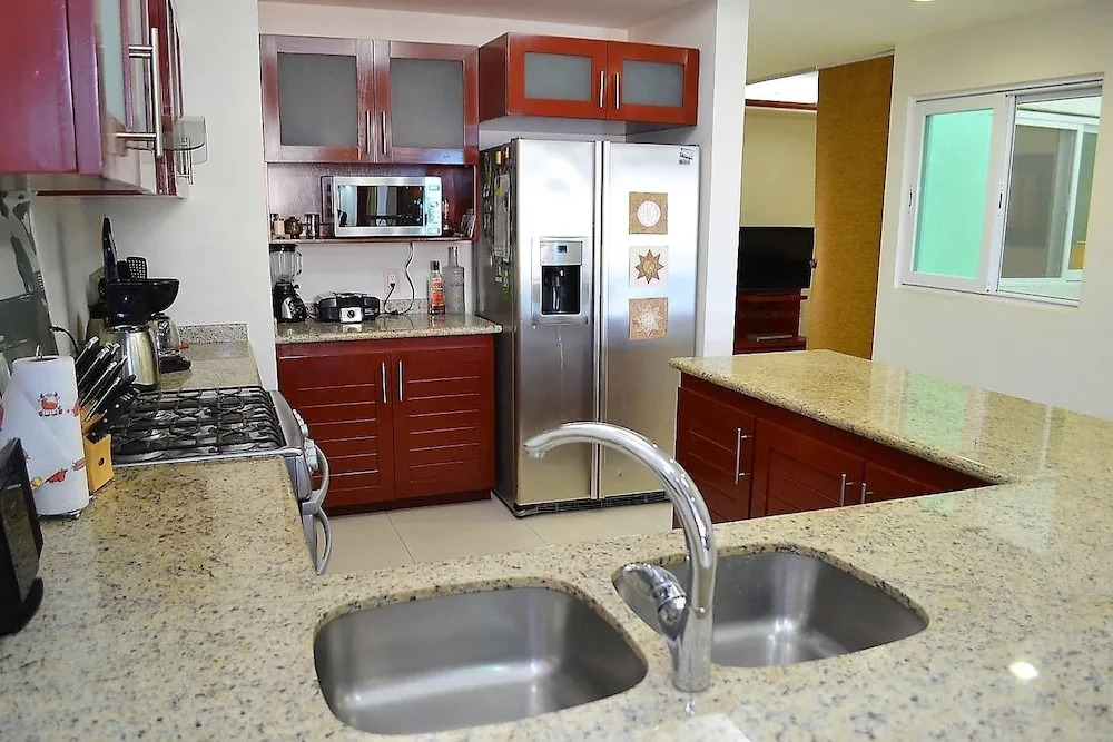 Condo Torre Diamante 305 by MDR