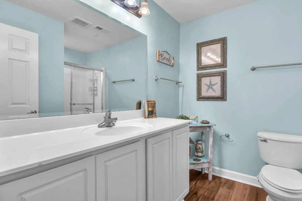 Sea Esta by Oak Island Accommodations