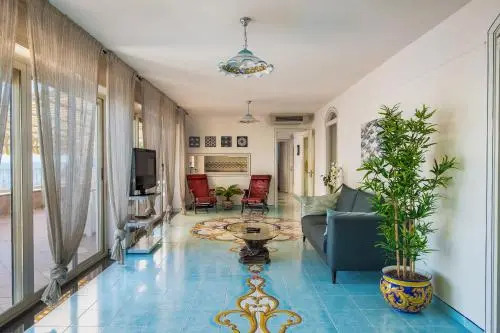 Ravello Art Apartments
