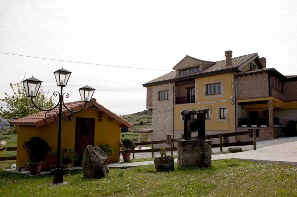 Apartamentos La Gloria