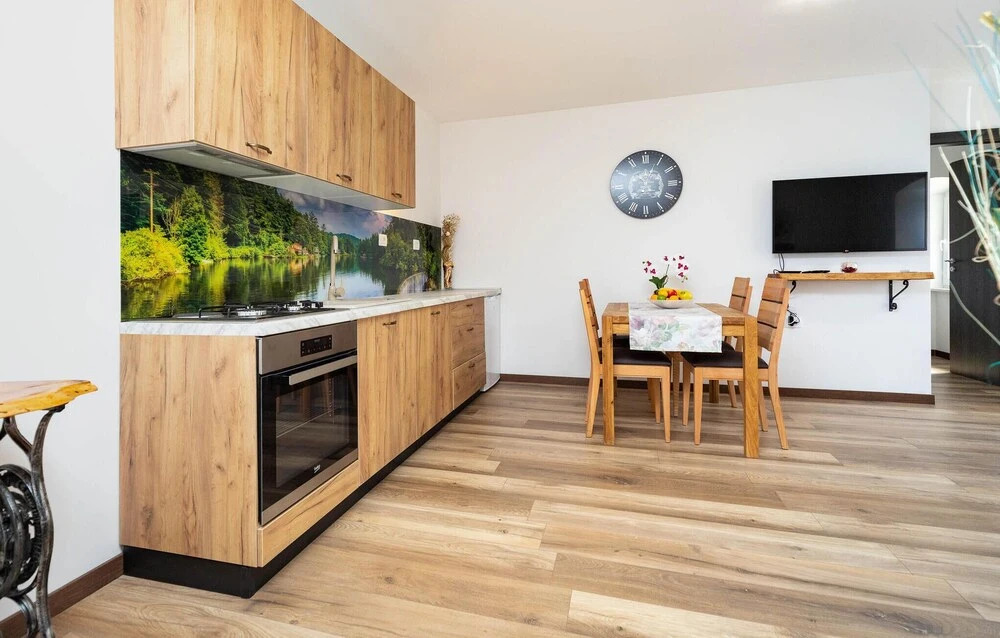 Beautiful Apartment in Veprinac With Wifi and 2 Bedrooms
