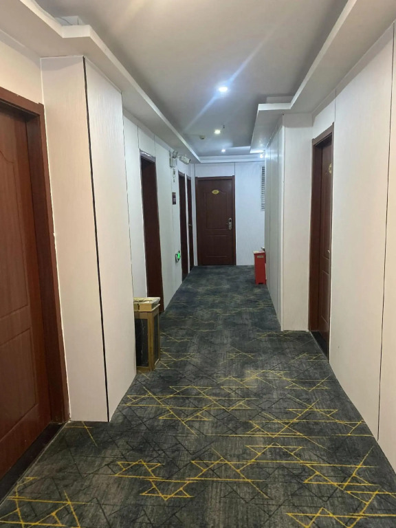 Tianyue Express Hotel (Wuhan Railway Station Happy Valley Branch)