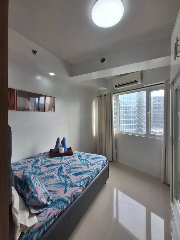 Idyllic Apartment for Rent - Perfect for Short-term Stay Front of Mall of Asia