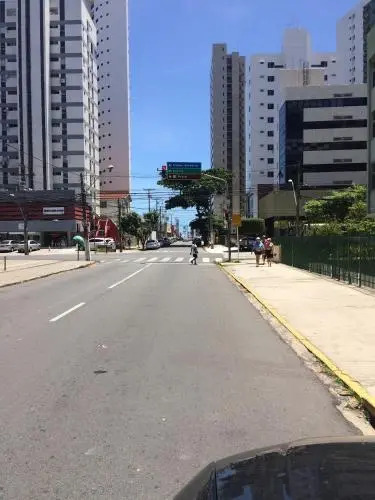 Apt. Completo em Recife, Boa Viagem - 2 qts - p/ 5 pessoas - 200m da praia