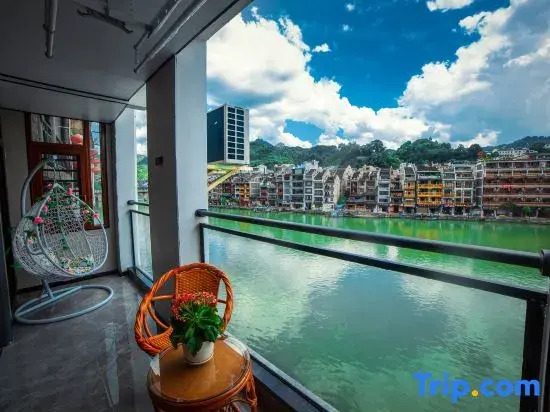 Zhenyuan Cai's Residence