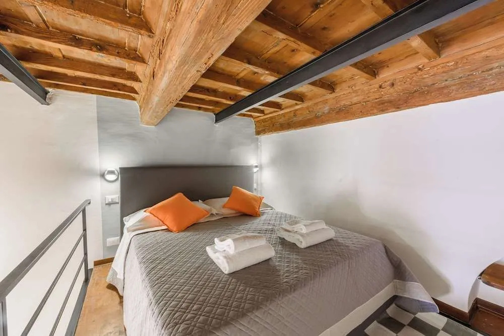 Classic Loft by Mmega