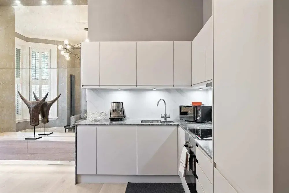 Stunning 2 Bed Apt, Sleeps 4 nr Chelsea