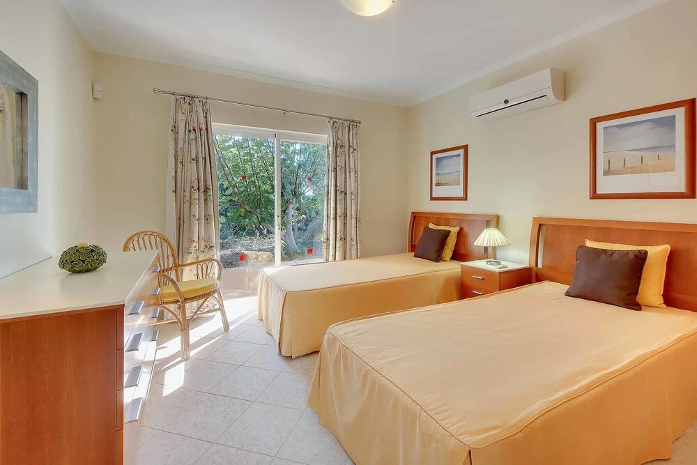 Villa Orchid