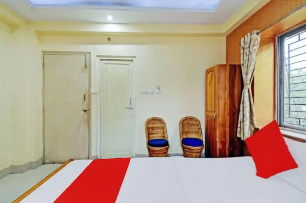 Goroomgo Sabita Guest House Kolkata