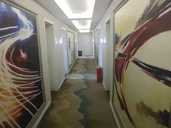Yingshan New Yaheng Hotel