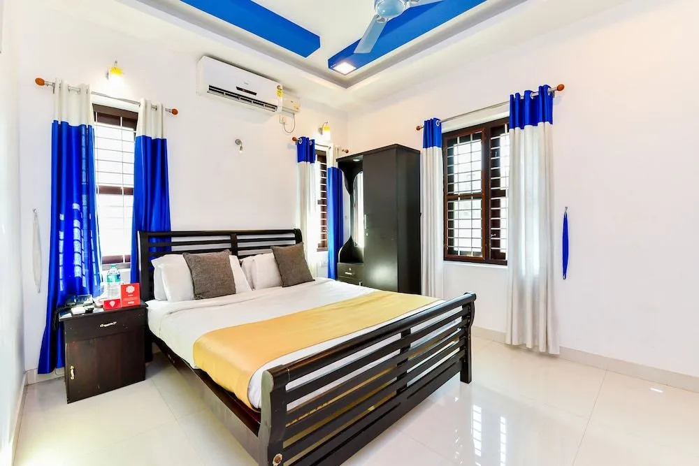 Oyo 37783 Kuwait Residency