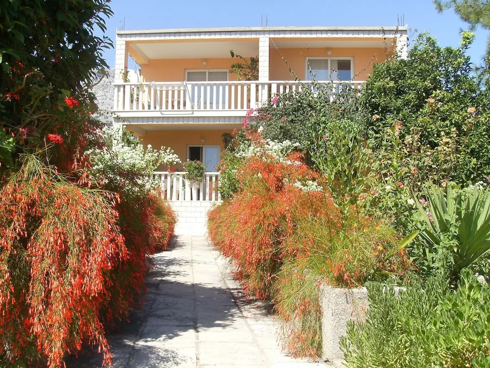 Studios Antonio