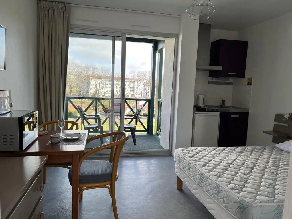 Appartement Cambo-les-Bains, 1 pièce, 2 personnes - FR-1-495-96