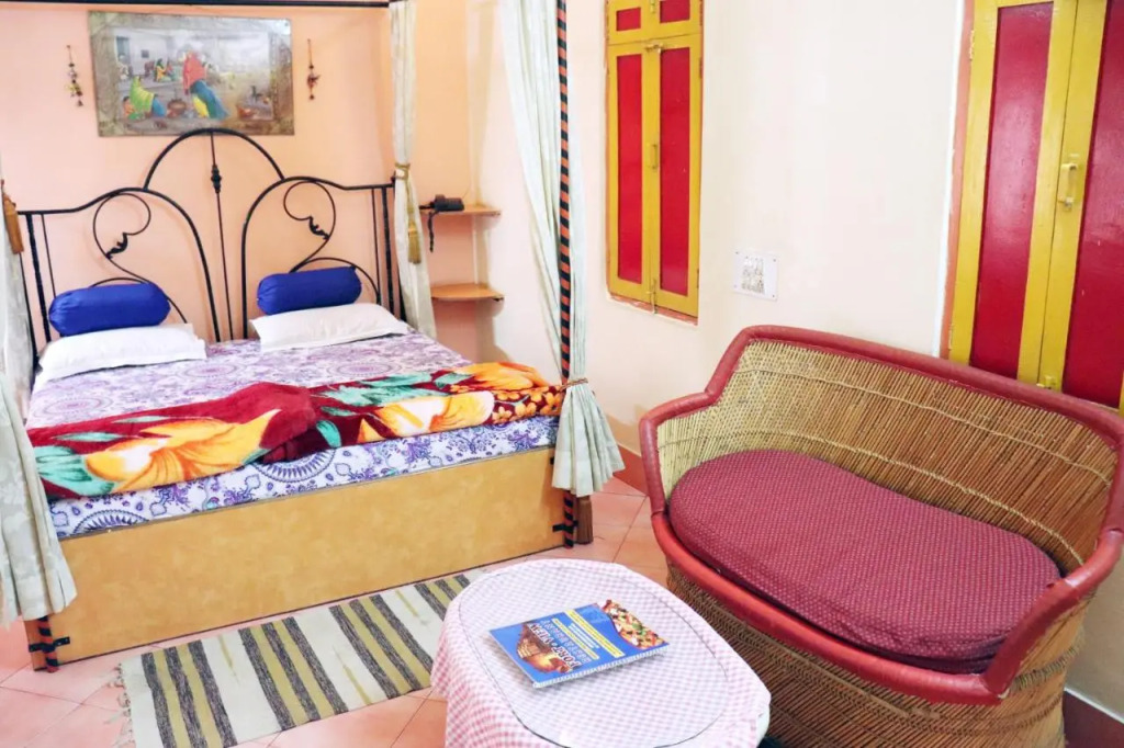 Govind Hotel