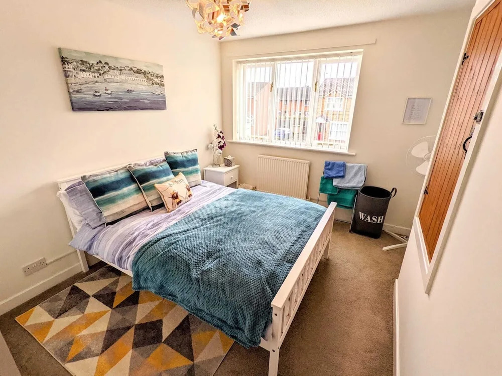 Beautiful 2 Bedroom House in Quiet Location