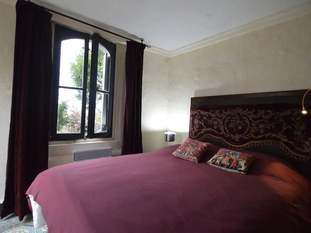 Holiday Home in Amboise With Terrace, Private Garden, BBQ