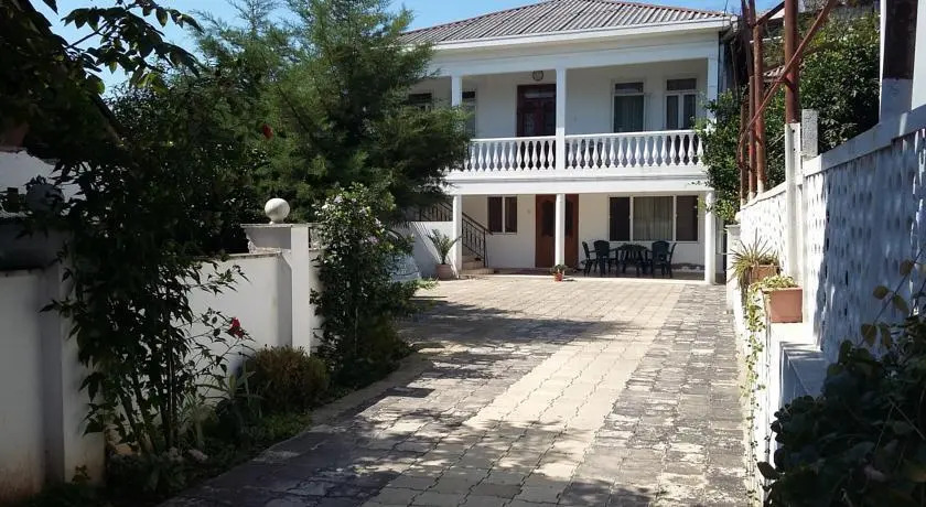Guest House on Angisa