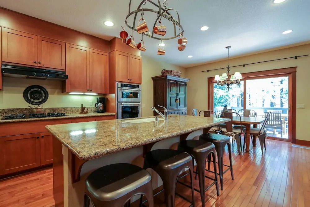 Timbers 6 4 Bedrooms 3.5 Bathrooms Townhouse
