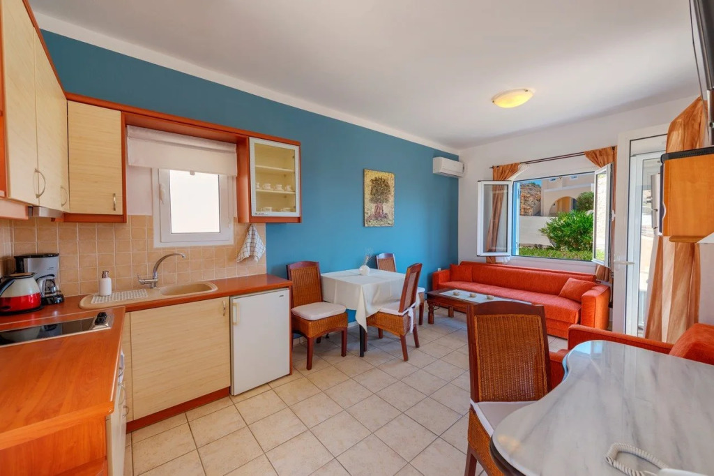 Sunrise Beach Suites