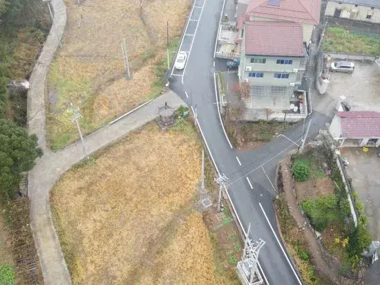 Tonglu She Township Bamboo House