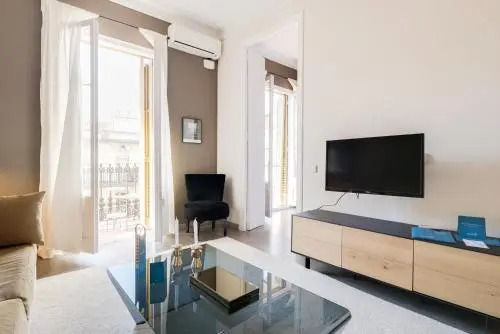 Sweett - The Roca House